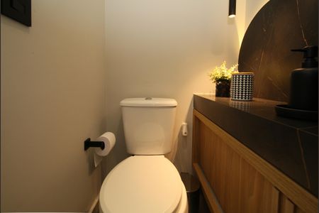 Apartamento à venda com 84m², 2 quartos e 1 vaga Apartamento à venda com 84m², 2 quartos e 1 vagaLavabo