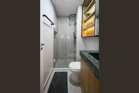 Apartamento à venda com 84m², 2 quartos e 1 vaga Apartamento à venda com 84m², 2 quartos e 1 vagaBanheiro Suíte 1