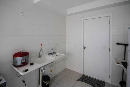 Apartamento à venda com 32m², 2 quartos e sem vagaCozinha e Área de Serviço
