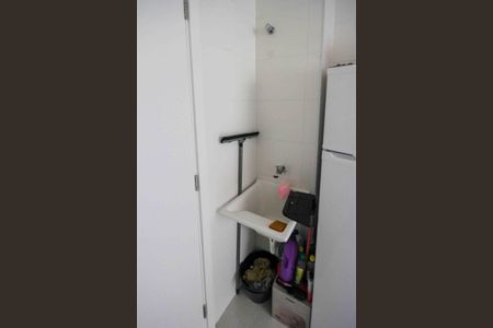 Apartamento à venda com 32m², 2 quartos e sem vagaCozinha e Área de Serviço