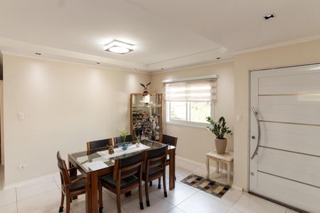 Casa à venda com 235m², 3 quartos e 5 vagas Casa à venda com 235m², 3 quartos e 5 vagasSala de Jantar