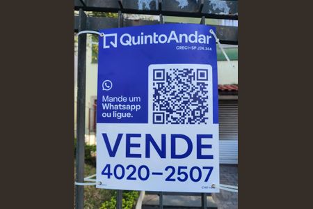 Casa à venda com 235m², 3 quartos e 5 vagas Casa à venda com 235m², 3 quartos e 5 vagasPlaca