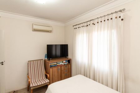 Casa à venda com 235m², 3 quartos e 5 vagas Casa à venda com 235m², 3 quartos e 5 vagasQuarto 1