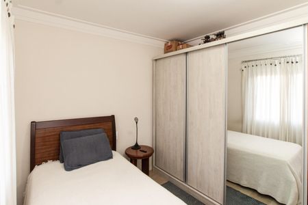 Casa à venda com 235m², 3 quartos e 5 vagas Casa à venda com 235m², 3 quartos e 5 vagasQuarto 1