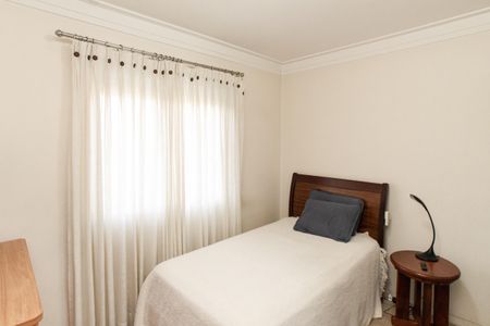 Casa à venda com 235m², 3 quartos e 5 vagas Casa à venda com 235m², 3 quartos e 5 vagasQuarto 1