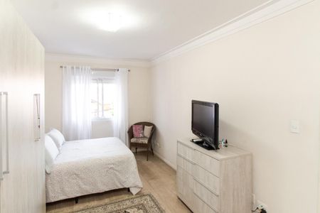 Casa à venda com 235m², 3 quartos e 5 vagas Casa à venda com 235m², 3 quartos e 5 vagasSuíte