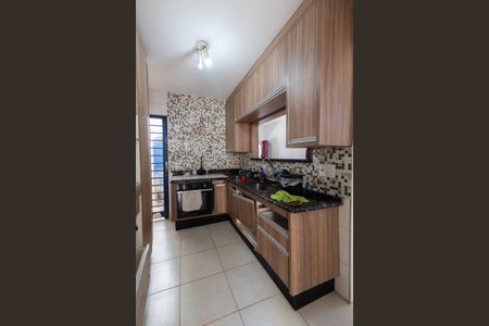 Casa à venda com 200m², 5 quartos e 2 vagas Casa à venda com 200m², 5 quartos e 2 vagasCozinha