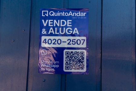 Casa à venda com 200m², 5 quartos e 2 vagas Casa à venda com 200m², 5 quartos e 2 vagasPlaca