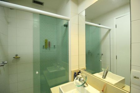 Apartamento à venda com 76m², 3 quartos e 1 vagaBanheiro social