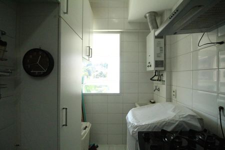 Apartamento à venda com 76m², 3 quartos e 1 vagaÁrea de serviço