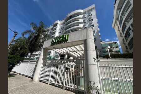 Apartamento à venda com 76m², 3 quartos e 1 vaga Apartamento à venda com 76m², 3 quartos e 1 vagaFachada