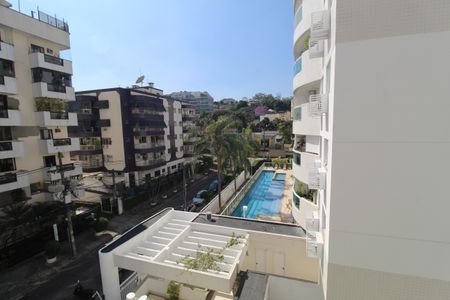 Apartamento à venda com 76m², 3 quartos e 1 vagaSala - Varanda