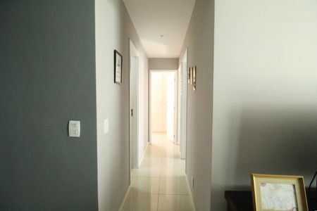 Apartamento à venda com 76m², 3 quartos e 1 vagaSala - Corredor