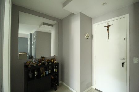 Apartamento à venda com 76m², 3 quartos e 1 vagaSala - Entrada