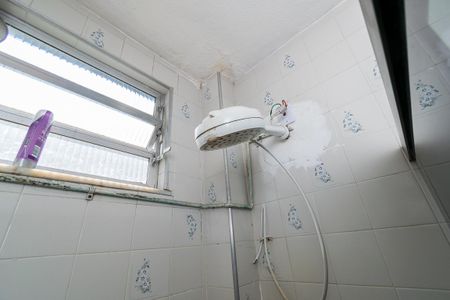 Apartamento à venda com 65m², 2 quartos e sem vagaBanheiro Social