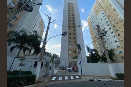 Apartamento à venda com 43m², 1 quarto e sem vaga Apartamento à venda com 43m², 1 quarto e sem vagaFachada