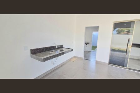 Casa à venda com 158m², 3 quartos e 2 vagasÁrea de serviço