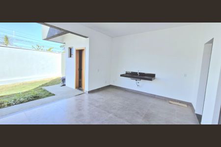 Casa à venda com 158m², 3 quartos e 2 vagasÁrea de serviço