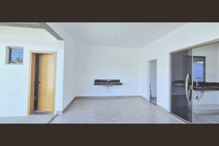 Casa à venda com 158m², 3 quartos e 2 vagasÁrea de serviço