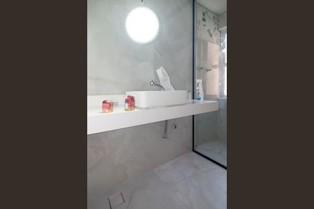 Apartamento à venda com 176m², 3 quartos e sem vaga Apartamento à venda com 176m², 3 quartos e sem vagaBanheiro