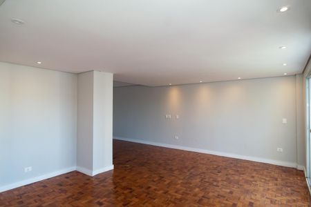 Apartamento à venda com 176m², 3 quartos e sem vaga Apartamento à venda com 176m², 3 quartos e sem vagaSala