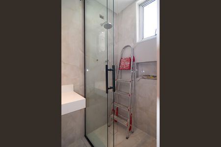 Apartamento à venda com 176m², 3 quartos e sem vaga Apartamento à venda com 176m², 3 quartos e sem vagaSuíte Banheiro