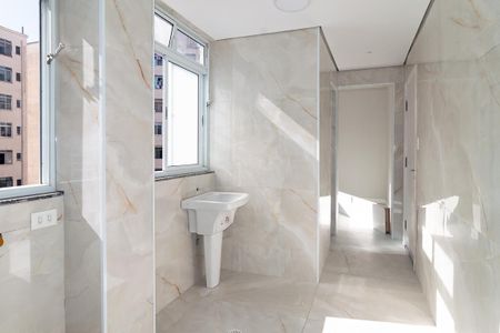 Apartamento à venda com 176m², 3 quartos e sem vaga Apartamento à venda com 176m², 3 quartos e sem vagaÁrea de Serviço