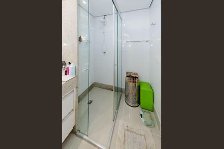 Apartamento à venda com 120m², 3 quartos e 2 vagasBanheiro suíte