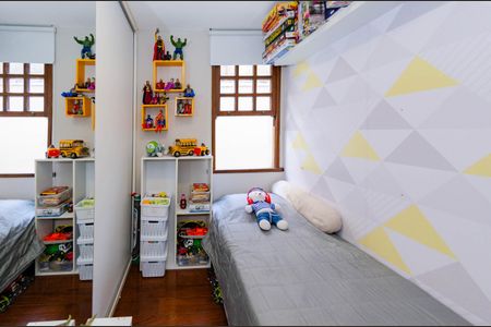 Apartamento à venda com 120m², 3 quartos e 2 vagasQuarto 1