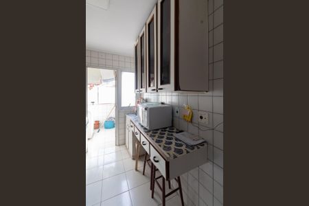 Apartamento à venda com 58m², 3 quartos e 1 vaga Apartamento à venda com 58m², 3 quartos e 1 vagaCozinha e Área de Serviço