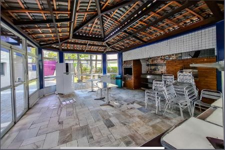 Apartamento à venda com 86m², 3 quartos e 2 vagasChurrasqueira