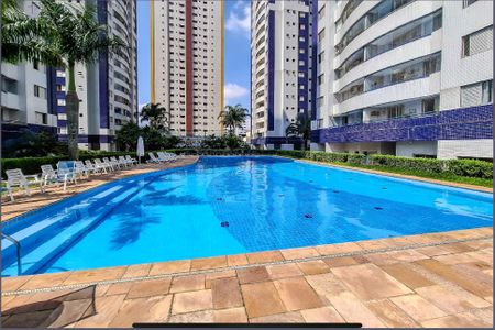 Apartamento à venda com 86m², 3 quartos e 2 vagasPiscina