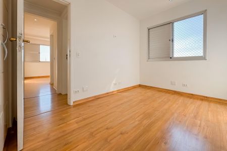 Apartamento à venda com 86m², 3 quartos e 2 vagasQuarto 2