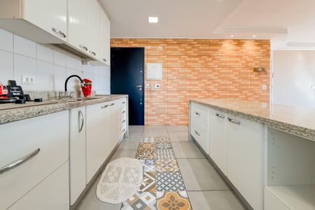 Apartamento à venda com 86m², 3 quartos e 2 vagasCozinha