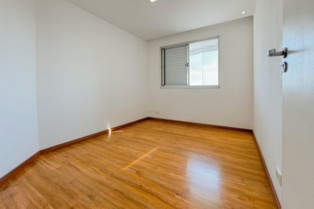 Apartamento à venda com 86m², 3 quartos e 2 vagasQuarto 1