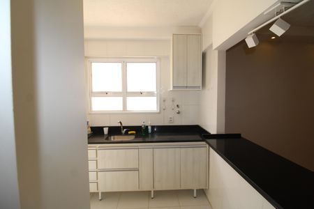 Apartamento à venda com 58m², 2 quartos e 2 vagasCozinha