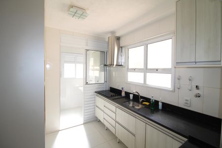 Apartamento à venda com 58m², 2 quartos e 2 vagasCozinha