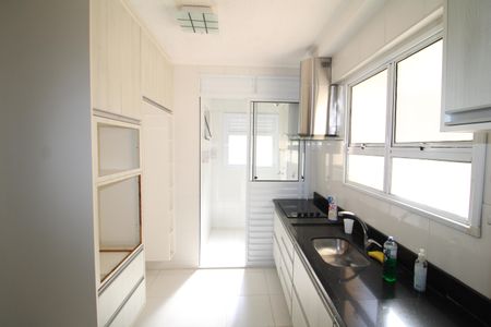 Apartamento à venda com 58m², 2 quartos e 2 vagasCozinha