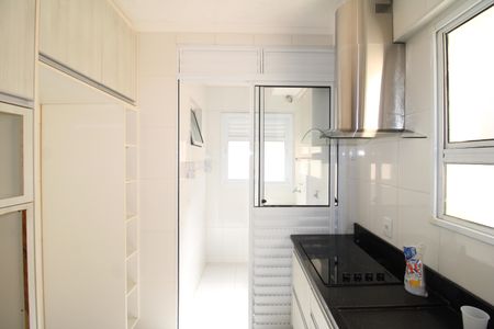 Apartamento à venda com 58m², 2 quartos e 2 vagasCozinha