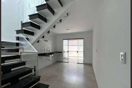 Casa à venda com 127m², 3 quartos e 2 vagas