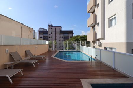 Apartamento à venda com 65m², 2 quartos e 2 vagasÁrea Comum - Piscina