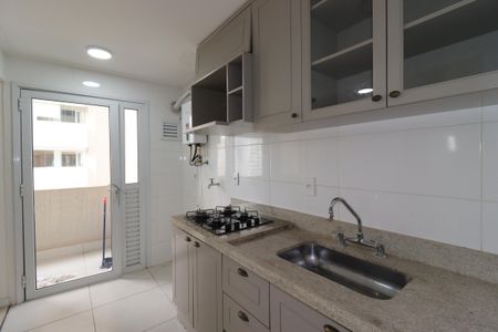 Apartamento à venda com 65m², 2 quartos e 2 vagasCozinha
