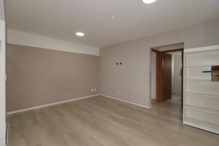 Apartamento à venda com 65m², 2 quartos e 2 vagasSala
