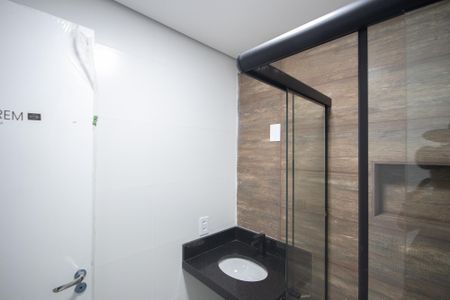 Apartamento para alugar com 38m², 2 quartos e sem vaga Apartamento para alugar com 38m², 2 quartos e sem vagaBanheiro