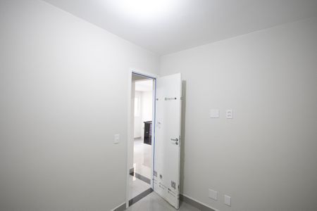 Apartamento para alugar com 38m², 2 quartos e sem vaga Apartamento para alugar com 38m², 2 quartos e sem vagaQuarto