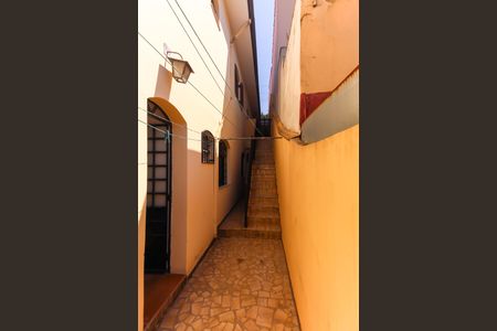 Casa à venda com 280m², 3 quartos e 6 vagas Casa à venda com 280m², 3 quartos e 6 vagasQuintal