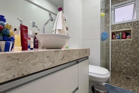 Apartamento à venda com 83m², 3 quartos e 2 vagas Apartamento à venda com 83m², 3 quartos e 2 vagasBanheiro