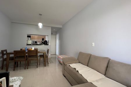 Apartamento à venda com 83m², 3 quartos e 2 vagas Apartamento à venda com 83m², 3 quartos e 2 vagasSala