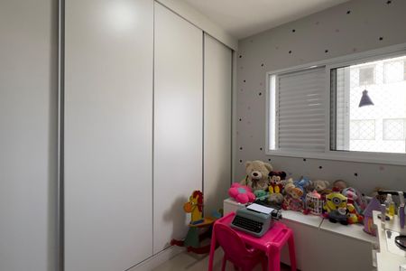 Apartamento à venda com 83m², 3 quartos e 2 vagas Apartamento à venda com 83m², 3 quartos e 2 vagasQuarto 2
