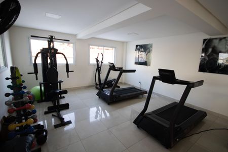 Apartamento para alugar com 62m², 2 quartos e 1 vaga Apartamento para alugar com 62m², 2 quartos e 1 vagaÁrea comum - Academia